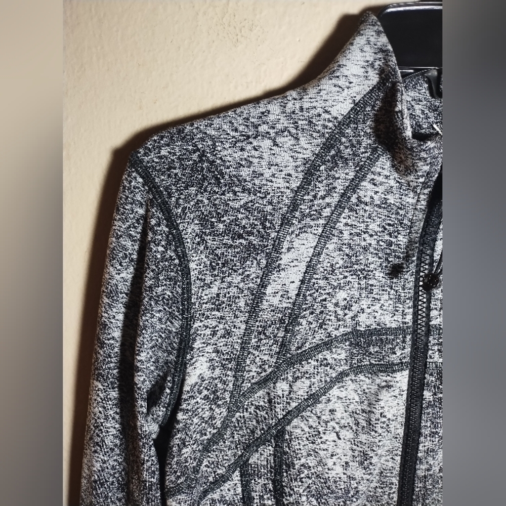 Lululemon Define Jacket Slim Fitted Gray Gym Athl… - image 2